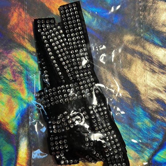 Leg Garters - Picture 6 of 7